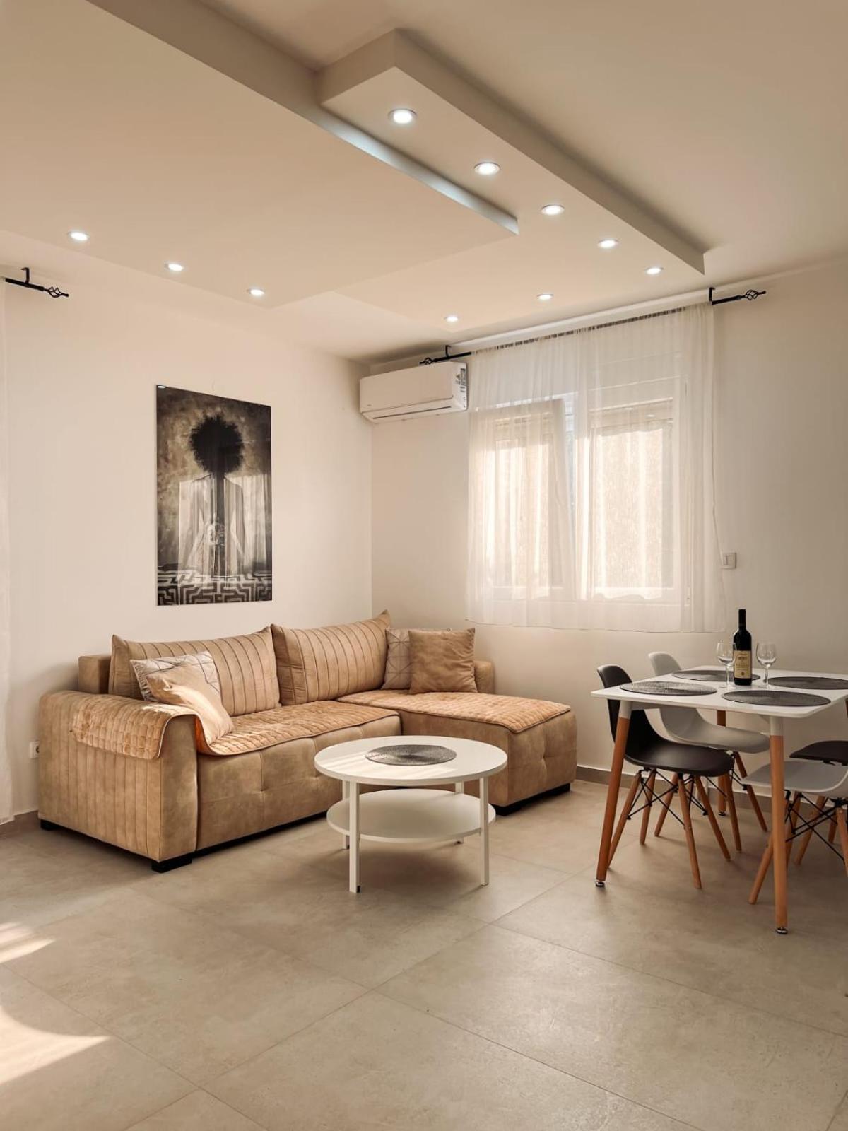 M&N Residence Tivat Ruang foto